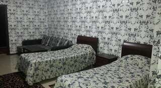 Гостиница Frant Palace Волгоград Стандартный двухместный номер с 2 отдельными кроватями-1